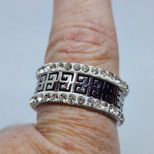 Bling Ring With Square Design Geometric White Silver Tone Fashion Jewelry Sz 10